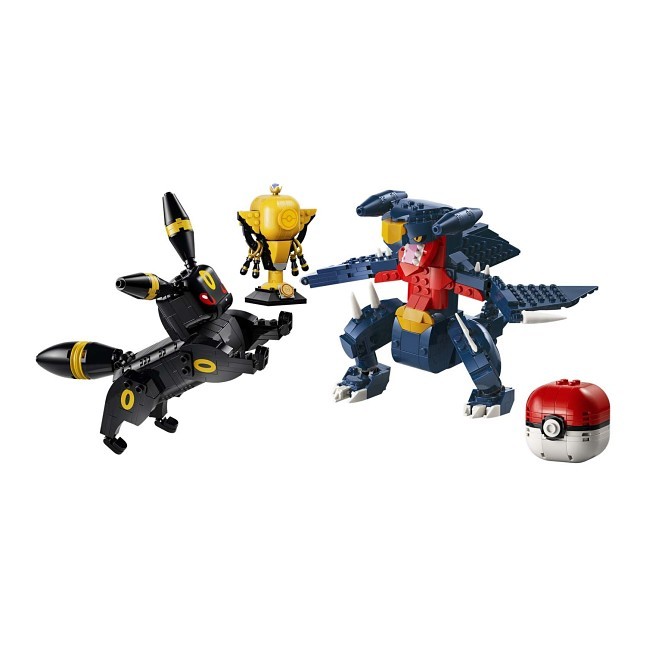 LEGO® Pokémon™ SMART Play™: Umbreon vs. Garchomp Championship Battle
